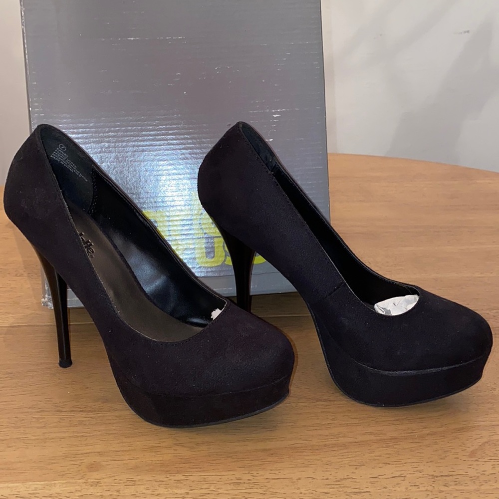 Charlotte Russe heel size 7